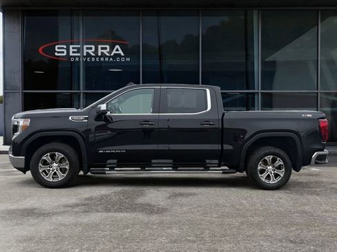 Used 2021 GMC Sierra 1500 SLE image 2