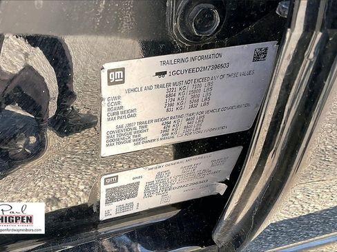 Used 2021 Chevrolet Silverado 1500 RST image 35