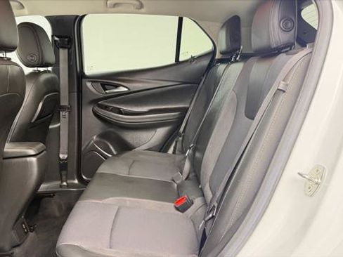 Used 2023 Buick Encore GX Preferred FWD image 17