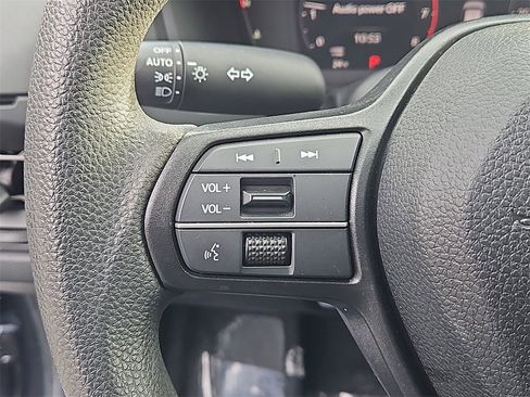 Certified 2024 Honda Accord EX image 22