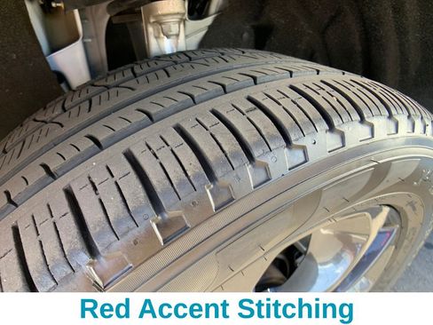 Used 2024 Dodge Durango GT image 30