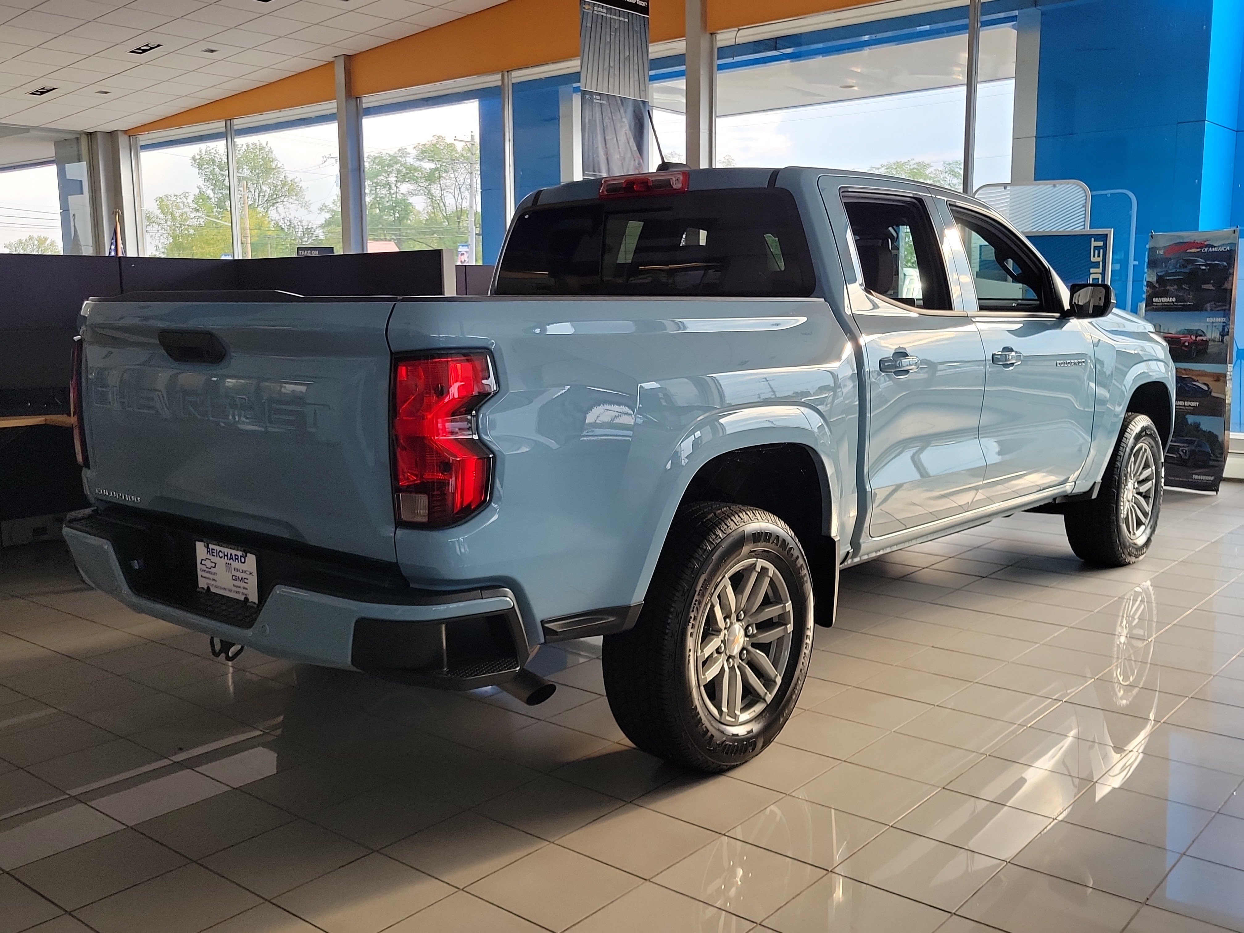 Used 2026 Chevrolet Colorado LT RWD image 4