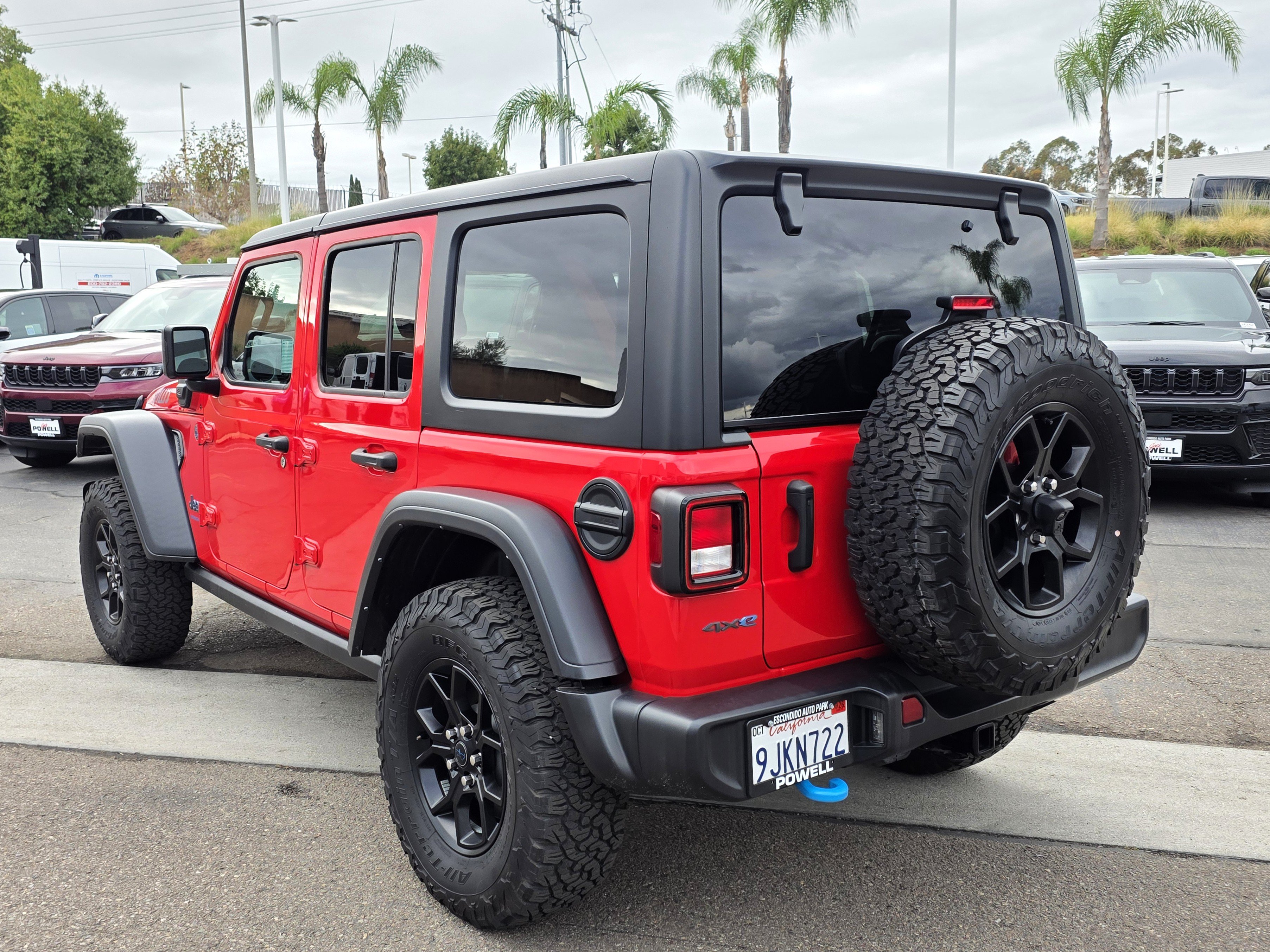 Certified 2024 Jeep Wrangler Unlimited AWD/4WD image 3