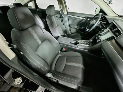Used 2019 Honda Civic EX image 29