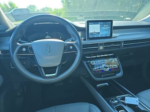 Used 2021 Lincoln Corsair Reserve w/ Elements Package AWD/4WD image 19