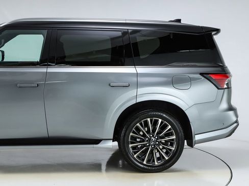 New 2026 INFINITI QX80 Autograph w/ Premium Cargo Package AWD/4WD image 3