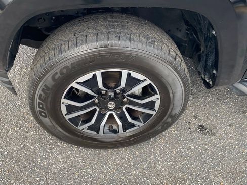 Used 2023 Toyota Tacoma TRD Sport image 20