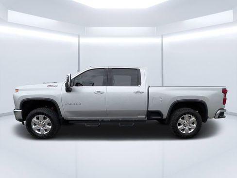 Used 2022 Chevrolet Silverado 2500 LTZ AWD/4WD image 6