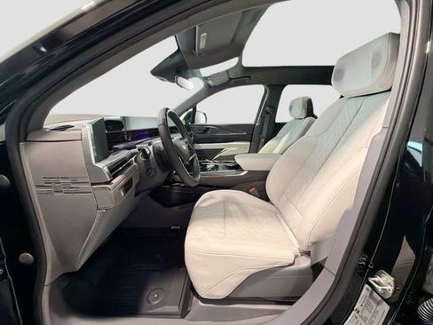 New 2026 Cadillac Escalade IQ Sport 1 w/ LPO, ONYX Package AWD/4WD image 19