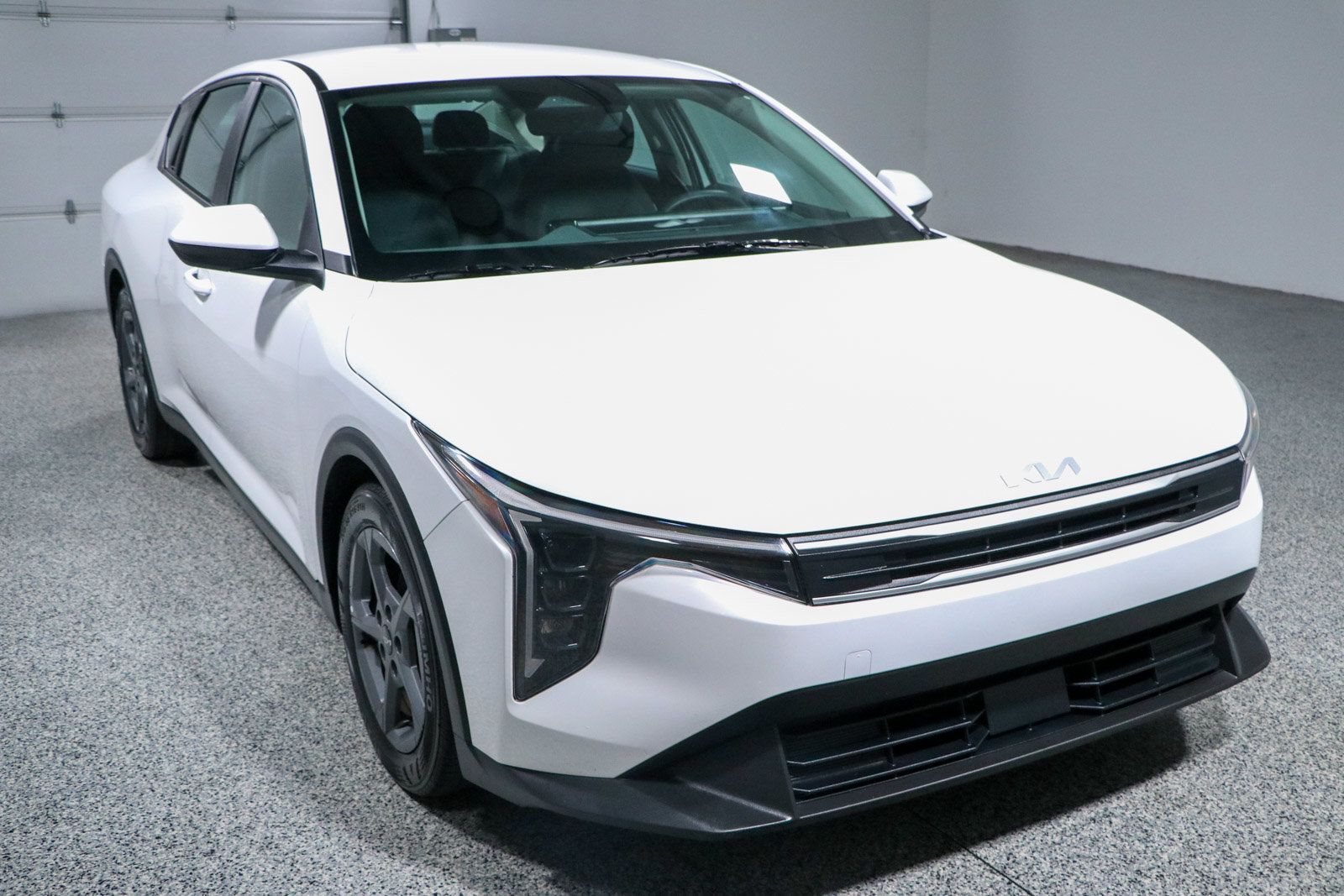 Used 2025 Kia K4 FWD image 5