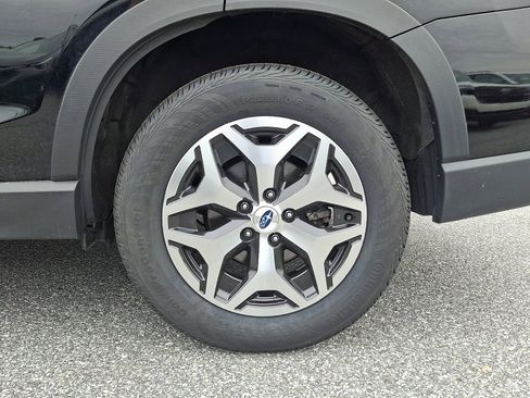 Certified 2023 Subaru Forester Premium AWD/4WD image 7