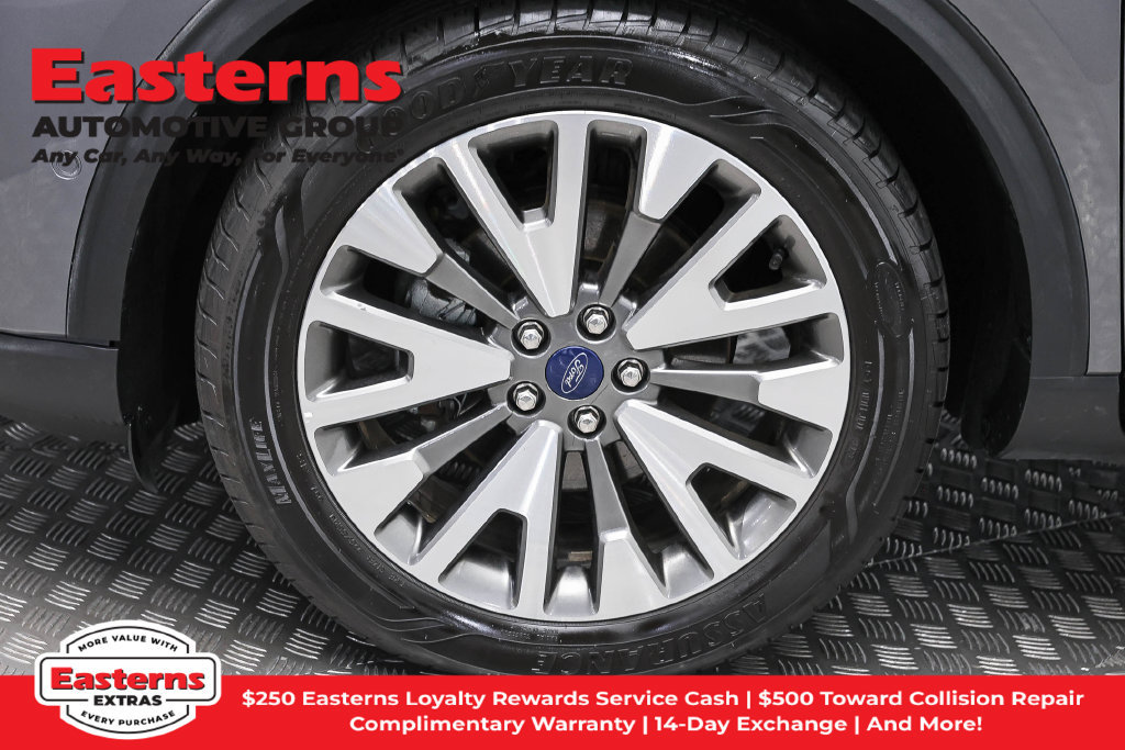 Used 2021 Ford Escape Titanium AWD/4WD image 35