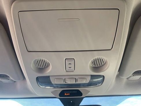 Used 2020 Ford EcoSport SE FWD image 32