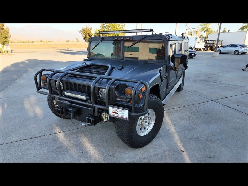 Used 1997 HUMMER H1 4-Door Wagon AWD/4WD image 1