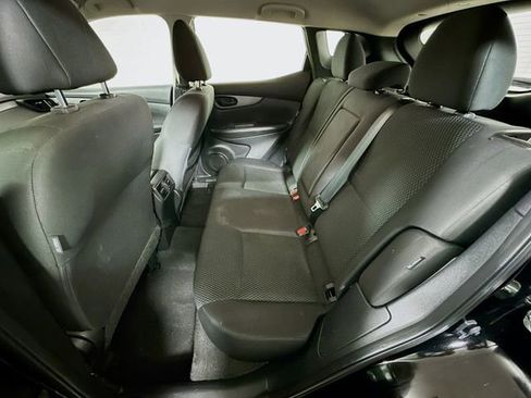 Used 2021 Nissan Rogue Sport S image 21