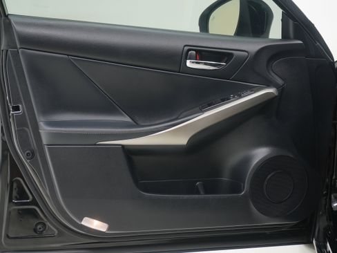 Used 2015 Lexus IS 250 w/ F-Sport Package RWD image 13