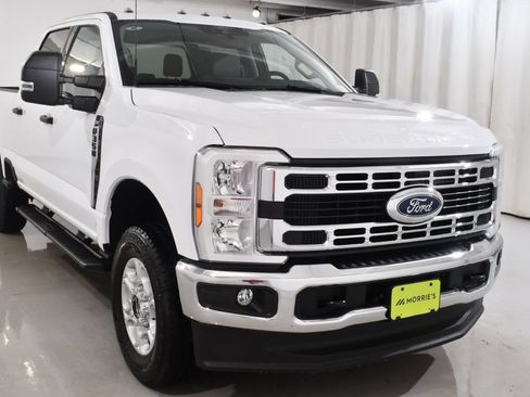 New 2026 Ford F350 XLT w/ FX4 Off-Road Package AWD/4WD image 4
