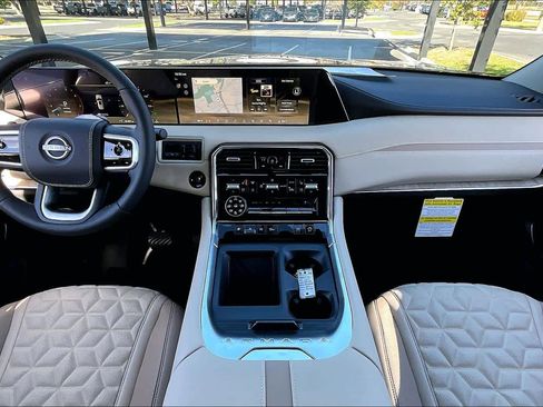 New 2026 Nissan Armada Platinum Reserve image 5