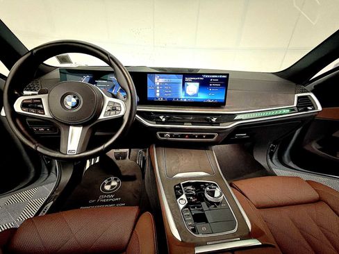 Certified 2024 BMW X5 xDrive40i w/ Executive Package AWD/4WD image 14