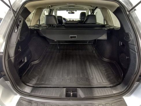 Used 2015 Subaru Outback 2.5i Limited AWD/4WD image 17
