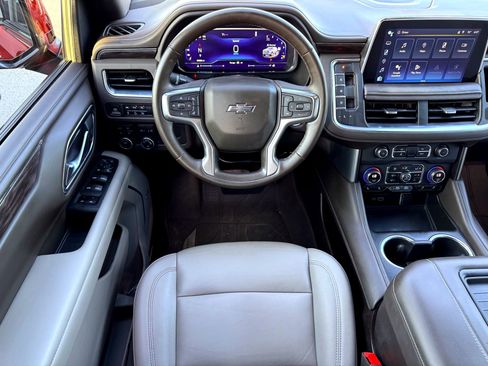 Used 2023 Chevrolet Tahoe Z71 w/ Luxury Package image 24