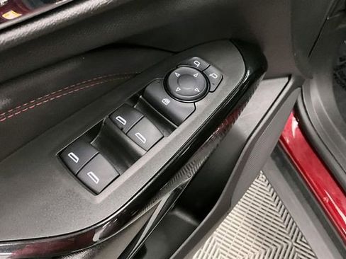 Used 2024 Chevrolet Trax RS w/ Sunroof Package image 38