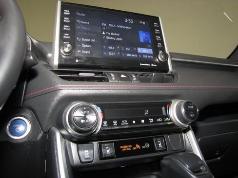 Used 2022 Toyota RAV4 XSE image 7