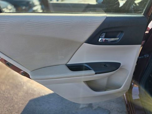 Used 2014 Honda Accord LX image 18