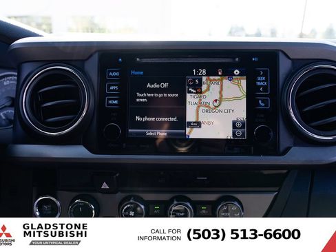 Used 2017 Toyota Tacoma TRD Off-Road w/ Tow Package AWD/4WD image 16