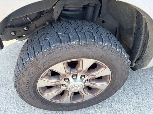 Used 2024 RAM 2500 Limited AWD/4WD image 52