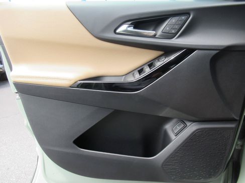 Certified 2025 Chevrolet Equinox ACTIV w/ Safety and Technology Package FWD image 21