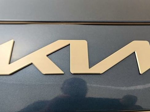 Used 2023 Kia Niro Wind FWD image 31