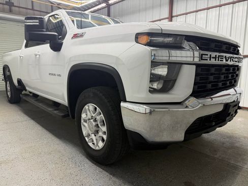 Used 2020 Chevrolet Silverado 2500 LT w/ Z71 Off-Road Package image 1