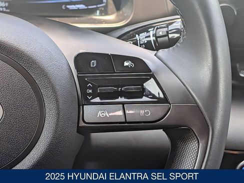Certified 2025 Hyundai Elantra Sport FWD image 20