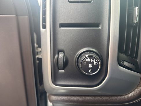 Used 2017 GMC Sierra 1500 SLT image 22