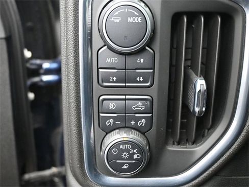 Used 2022 Chevrolet Silverado 2500 LTZ w/ LTZ Plus Package image 13