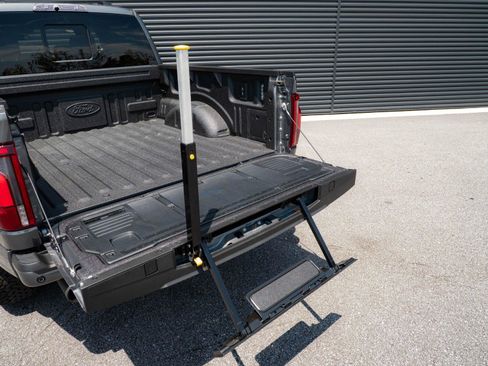 Used 2025 Ford F150 Raptor w/ Equipment Group 803A Raptor R AWD/4WD image 32
