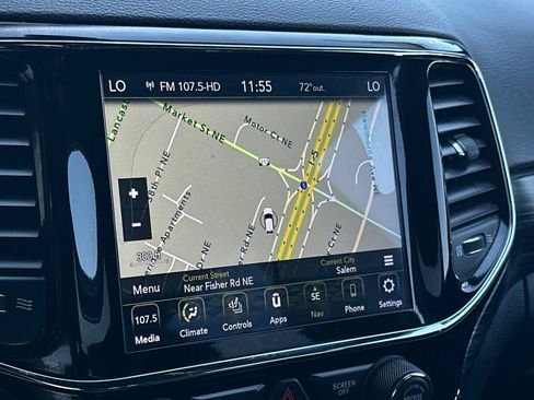 Used 2020 Jeep Grand Cherokee Altitude RWD image 19