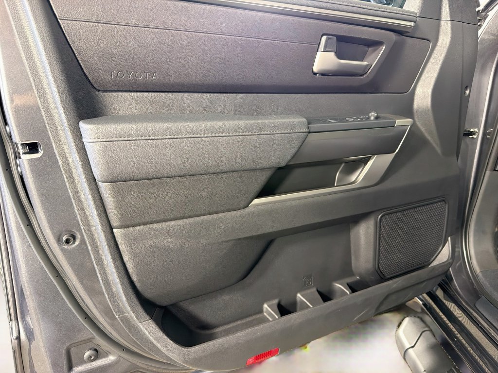 Used 2026 Toyota Tundra SR5 w/ SR5 Premium Package AWD/4WD image 12