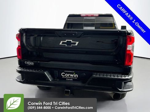 Used 2024 Chevrolet Silverado 2500 High Country w/ High Country Premium Package AWD/4WD image 14