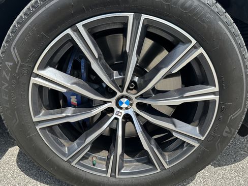 Used 2021 BMW X5 M50i w/ Premium Package AWD/4WD image 15