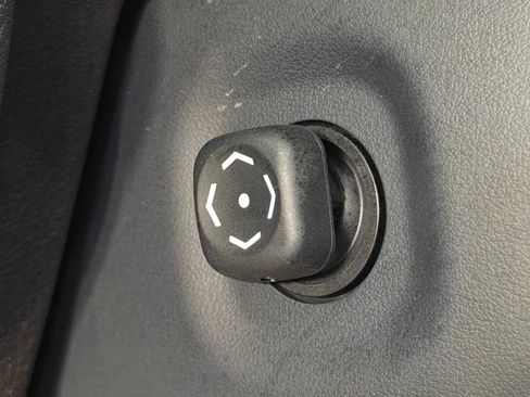 Used 2020 Lexus ES 350 w/ Premium Package FWD image 12