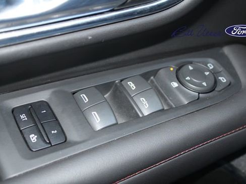 Used 2023 Chevrolet Suburban RST image 25