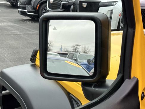 Used 2021 Jeep Wrangler Unlimited Sport image 19