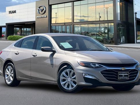 Used 2023 Chevrolet Malibu LT FWD image 2