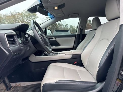 Used 2019 Lexus RX 350 FWD w/ Accessory Package image 8
