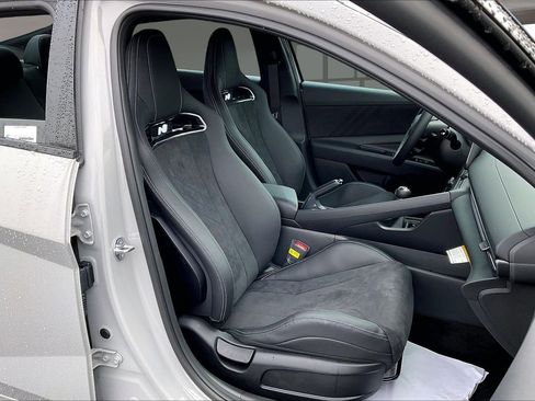New 2025 Hyundai Elantra N image 11