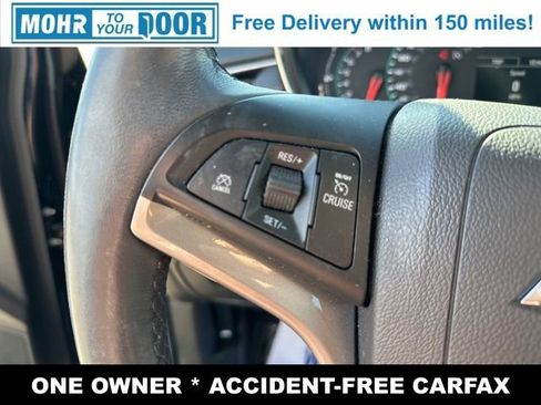 Used 2022 Chevrolet Trax LT w/ LT Convenience Package image 16