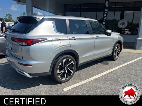 Used 2024 Mitsubishi Outlander SE FWD image 6