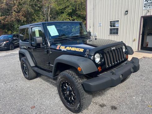 Used 2010 Jeep Wrangler Sport image 2
